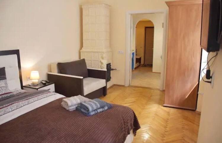 White Rooms On City Center Lviv Exterior photo