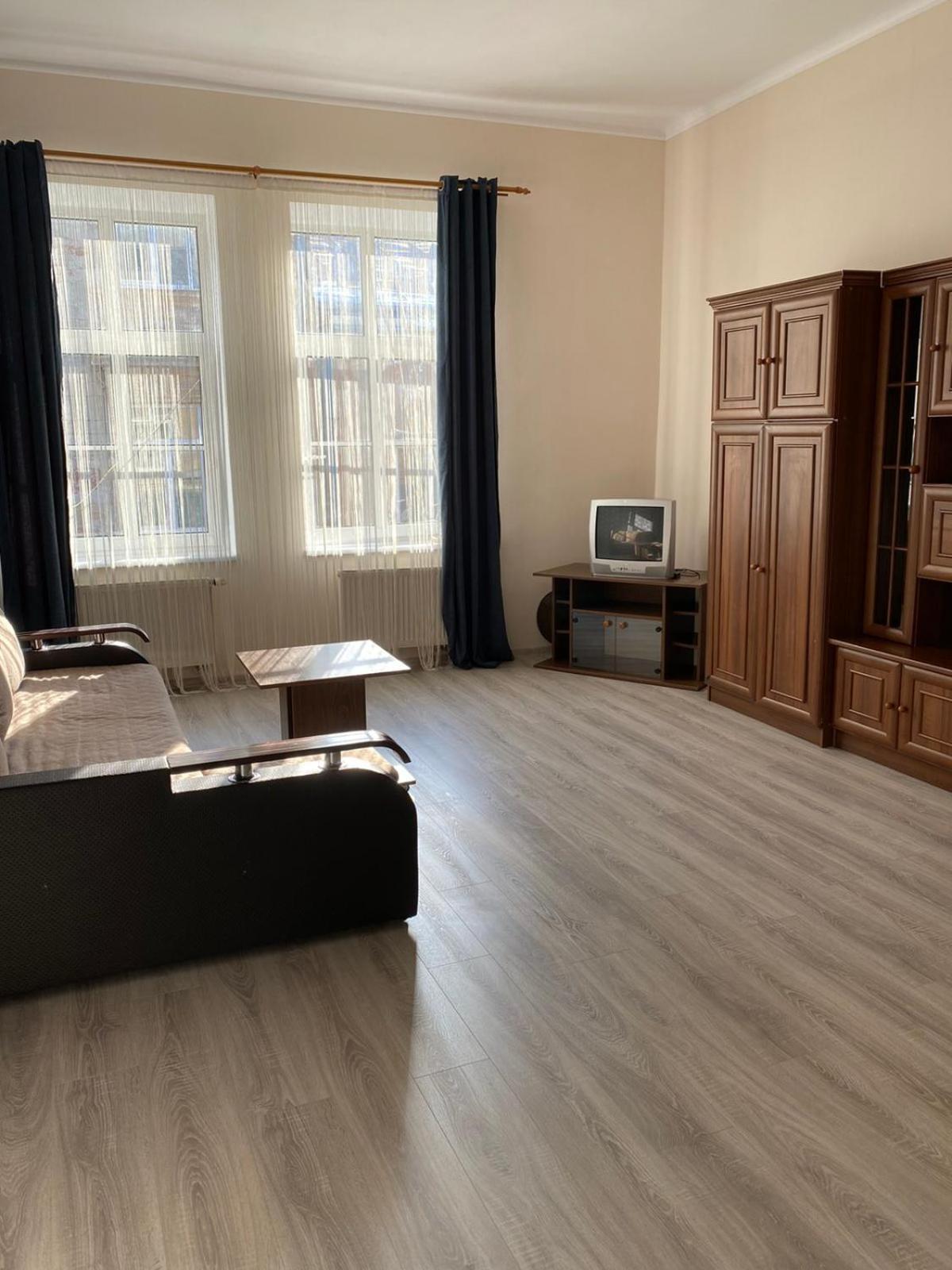 White Rooms On City Center Lviv Exterior photo