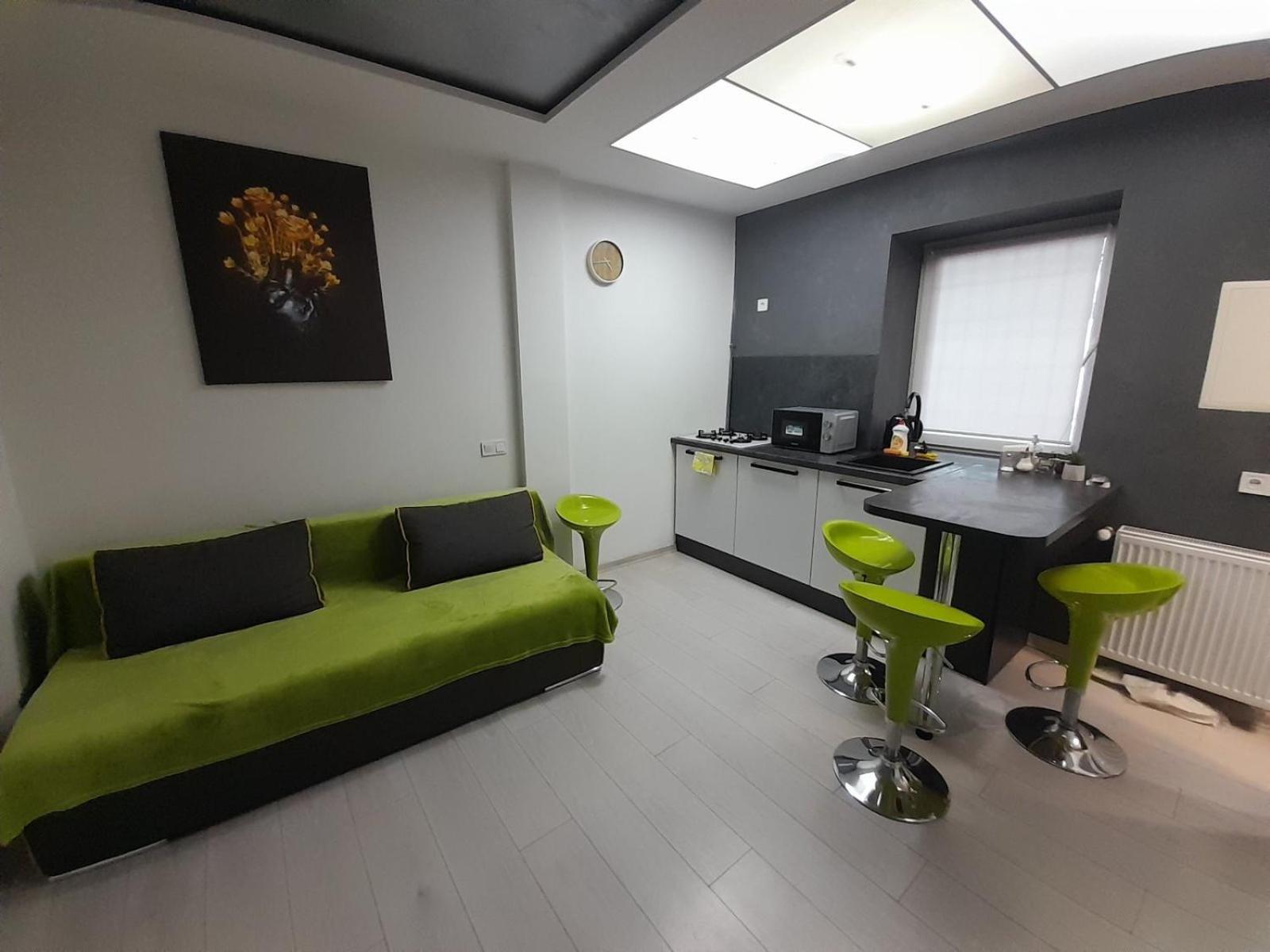 White Rooms On City Center Lviv Exterior photo